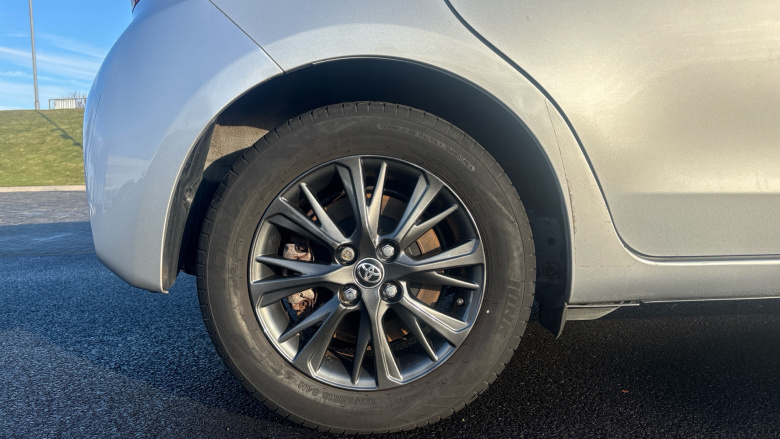 Toyota Yaris 1.5 Hybrid Icon 5dr CVT Hybrid Hatchback